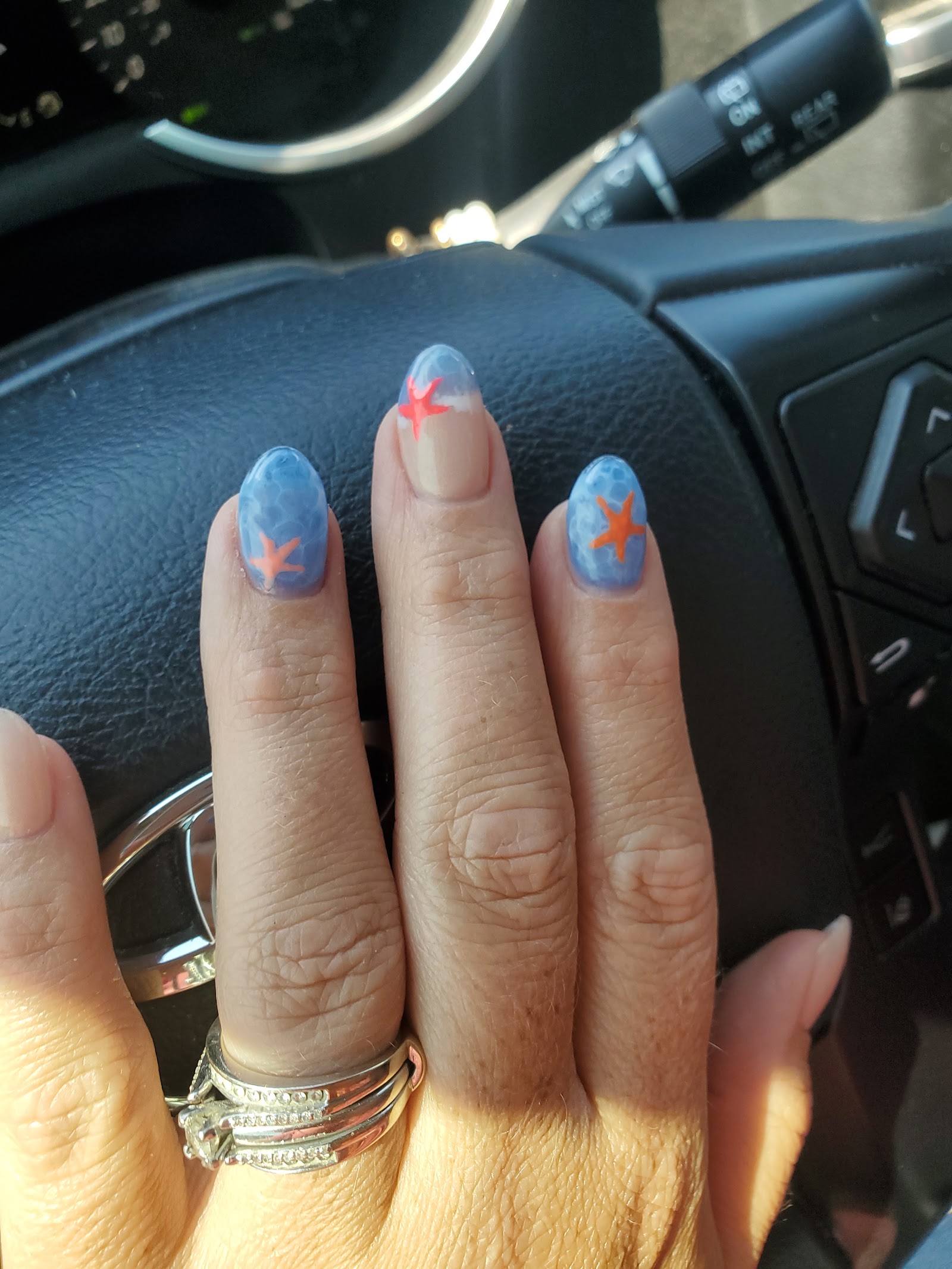 The Polished Palmetto nail photo 1